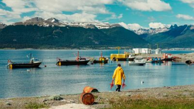 La aldea del Fin del Mundo que tiene 100 habitantes y nació por la centolla