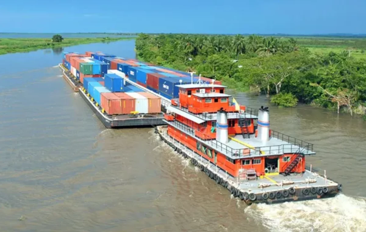 Senadores entrerrianos consideran el río Paraná como “trascendental” para el “desarrollo del país”