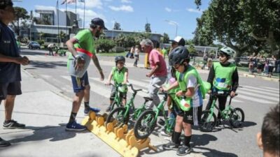 San Juan: El Parque de Mayo se convirtió en una escuela de bicicletas