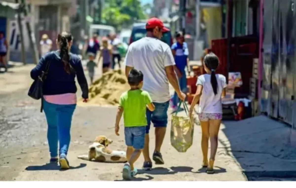 No hay plata que alcance: una familia necesitó más de 1 millón de pesos en diciembre para no ser pobre en la Argentina