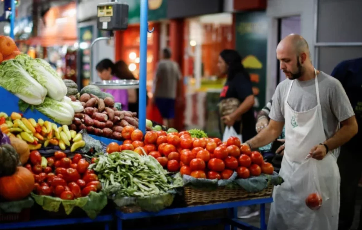 Los precios de los alimentos se duplicaron y una familia cordobesa necesitó más de $ 400.000 por mes