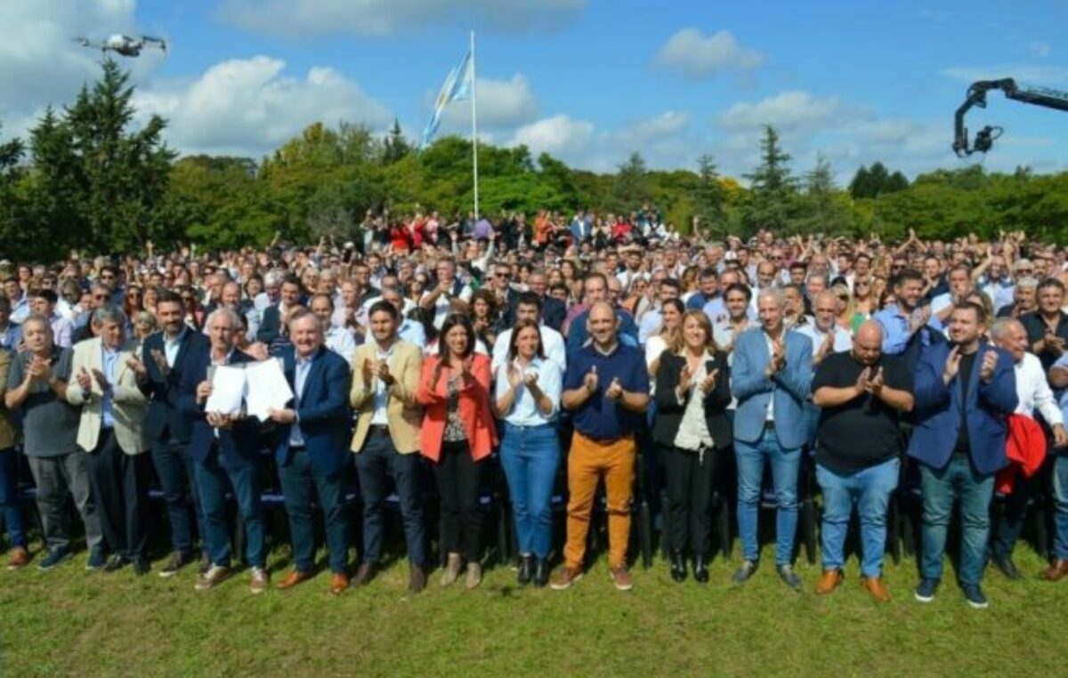 Santa Fe: Unidos apunta a la elección de convencionales pero no descuida los comicios municipales y comunales