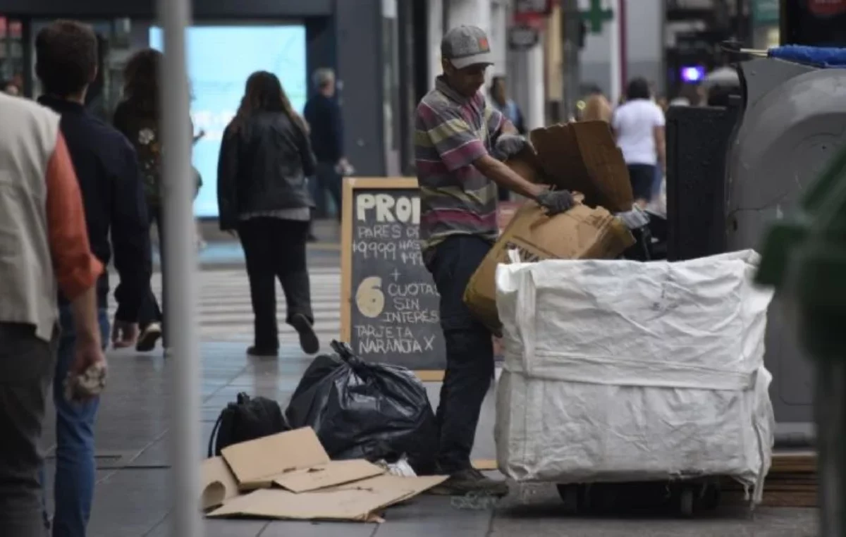 Preocupa el aumento de personas que viven de la basura en zonas urbanas en Mendoza