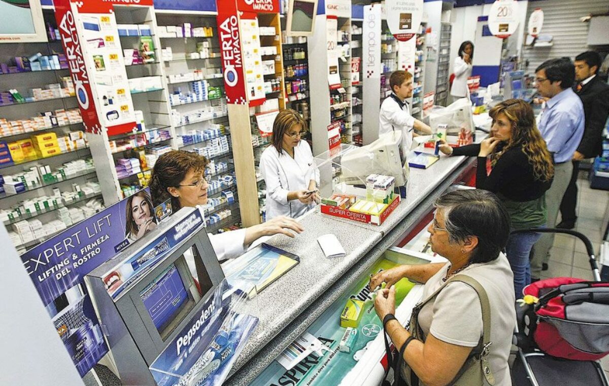 Drama social: la compra de medicamentos a través de Pami cayó un 22%