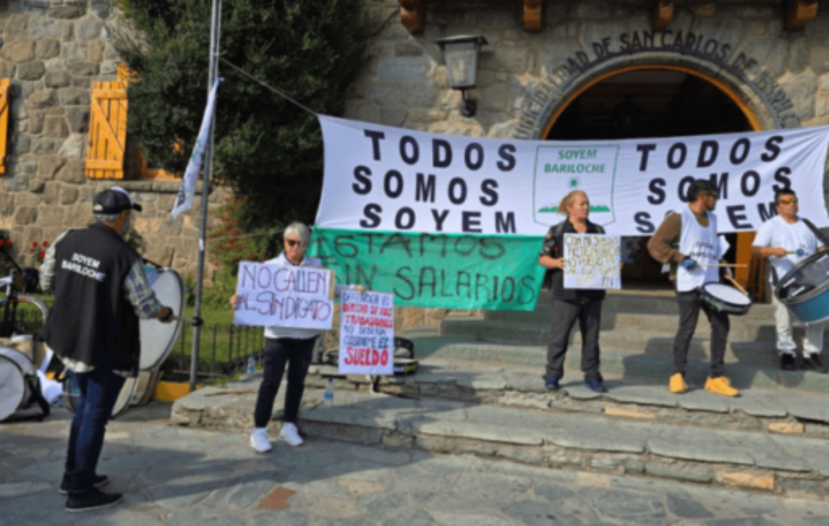 Bariloche: El Soyem reclama en el Centro Cívico por salarios de dirigentes gremiales
