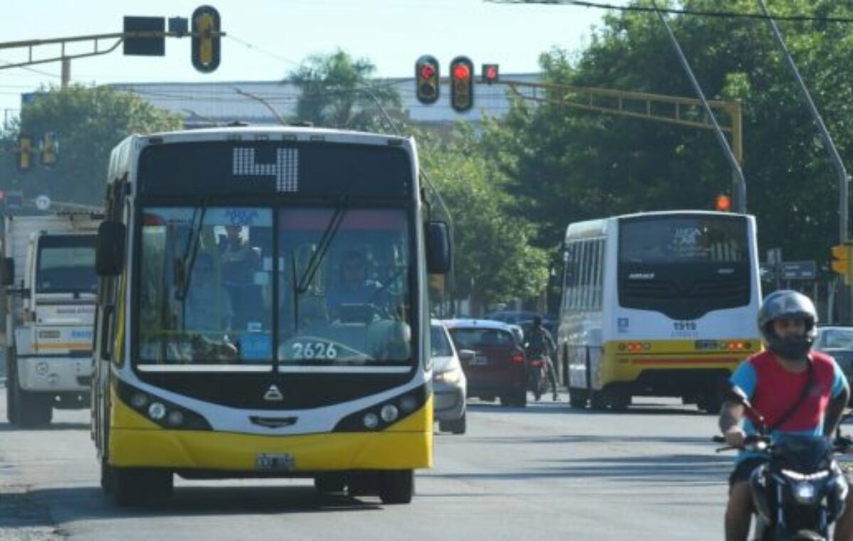Las claves para entender por qué la ciudad de Santa Fe seguirá en emergencia en transporte