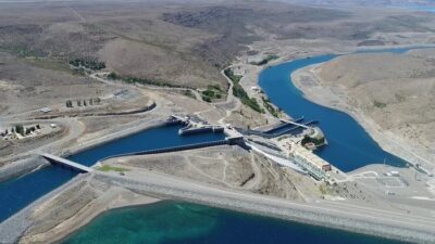 Oscar Parrilli llamó a parar la privatización de las represas hidroeléctricas de Neuquén