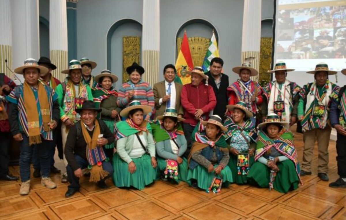 Bolivia convoca a pueblos originarios del mundo a un encuentro en defensa de la Madre Tierra