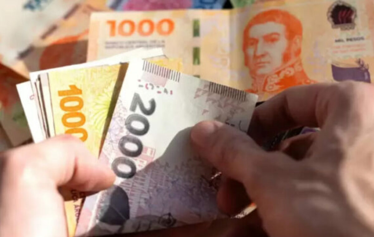 El gobierno celebró el dato de inflación, pero dejó en evidencia su plan para techar las paritarias 