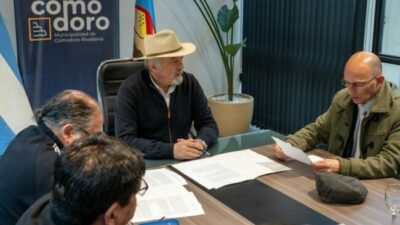 El Ejecutivo y los gremios municipales de Comodoro acordaron un incremento salarial del 18% acumulativo