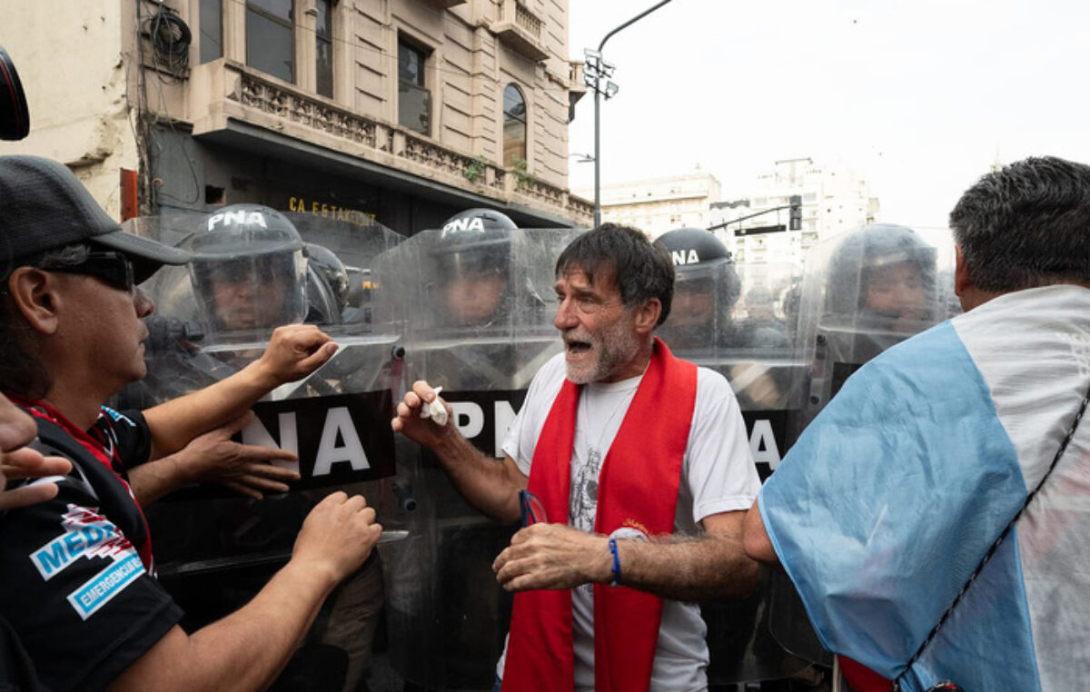 “La única política para los de abajo es la represión”