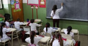 Milei eliminó la paritaria nacional docente