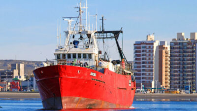 Sastre: «La pesca es una de las principales industrias que tiene Madryn y no nos podemos permitir que no exista la temporada”
