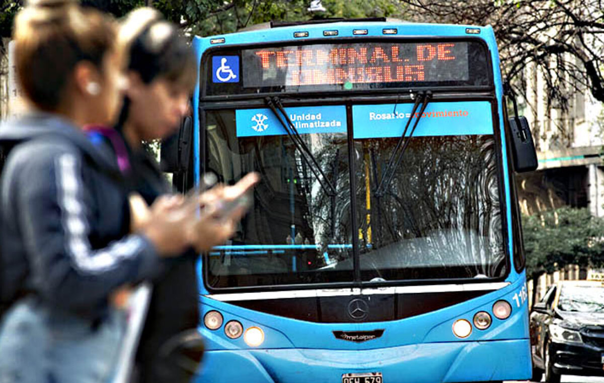 Menos coches, menos pasajeros y menores frecuencias: estado del transporte urbano en Rosario