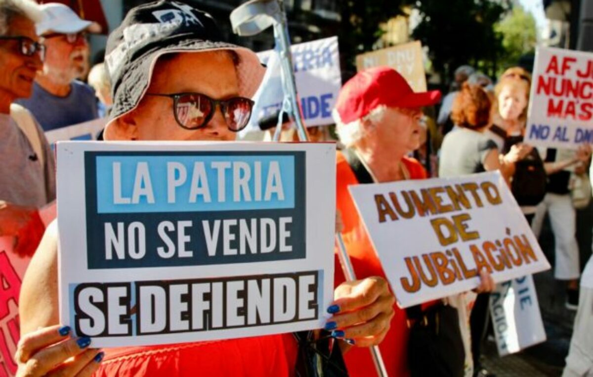 A pedido del FMI y tras octubre sube la edad jubilatoria