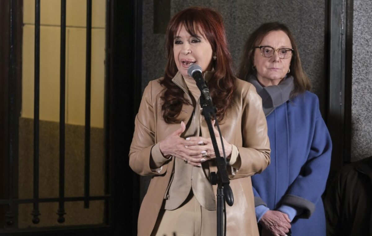 Cristina Kirchner: «Al cepo del salario le agregaron el cepo al voto popular»