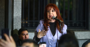 «Un cepo al voto popular»: más de 500 intendentes rechazaron la proscripción de Cristina Kirchner