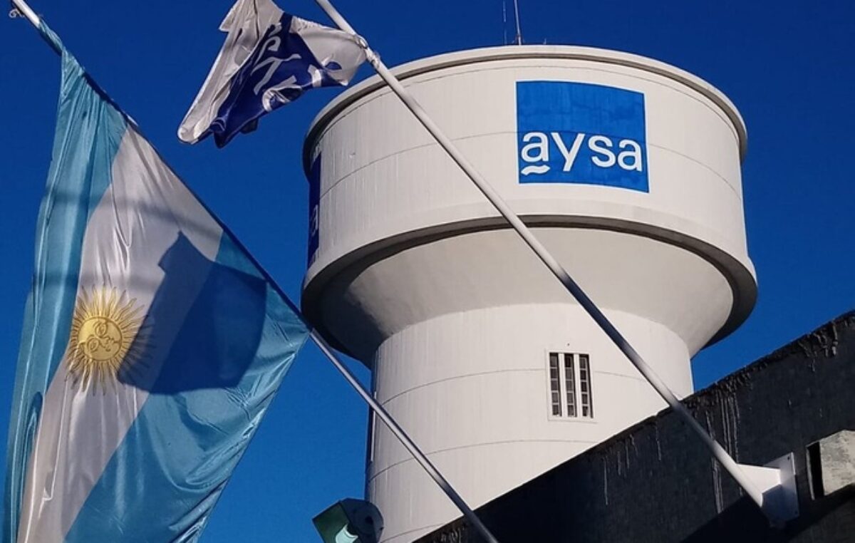 Desesperación oficial, dólares a todo costo 