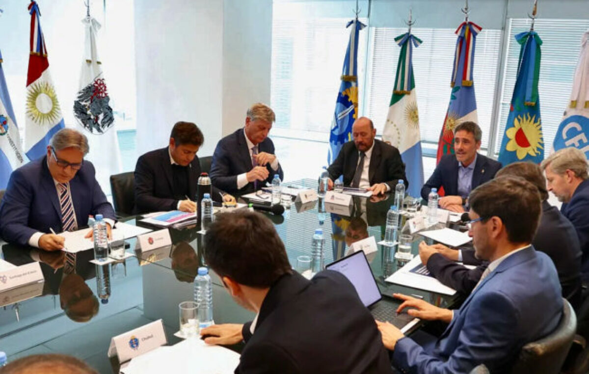 Los gobernadores quieren volver a discutir cómo se reparte la plata entre la Nación y las provincias