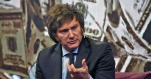 El gran engaño cambiario del gobierno: contiene el dólar con reservas prestadas mientras habla de «mercado libre»