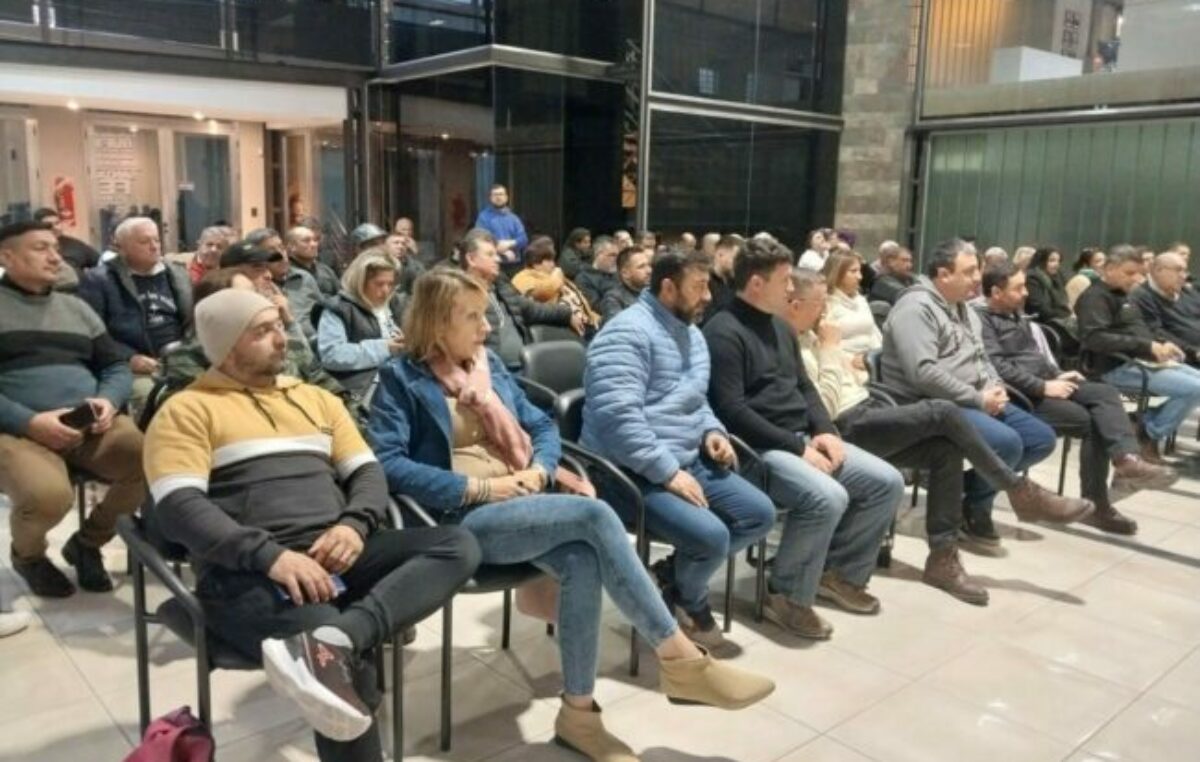 Santa Fe: El Plenario de Secretarios Generales resolvió aceptar la oferta salarial