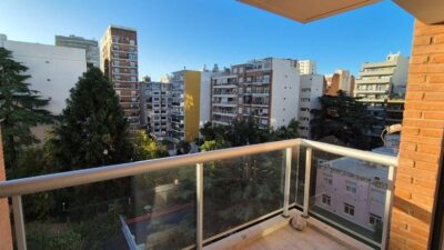 Alquileres en Rosario: el pago por un departamento se lleva el 90% de un salario mínimo y la mitad del sueldo de un maestro inicial