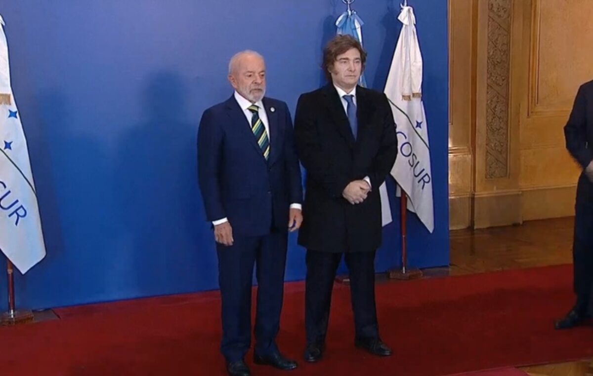 Milei amenazó con abandonar el Mercosur y Lula prometió proteger al bloque