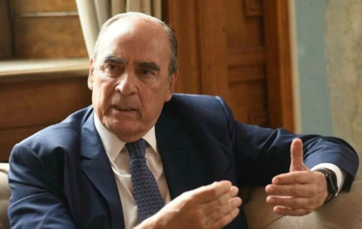 Francos confirmó el veto a la ley de jubilados y lanzó una frase lapidaria sobre la economía