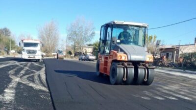 Bono petrolero: Bariloche y 32 municipios más ya recibieron $3.500 millones para obras