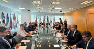 El Gobierno se planta ante los gobernadores: no habrá más fondos ni cambios en la política fiscal