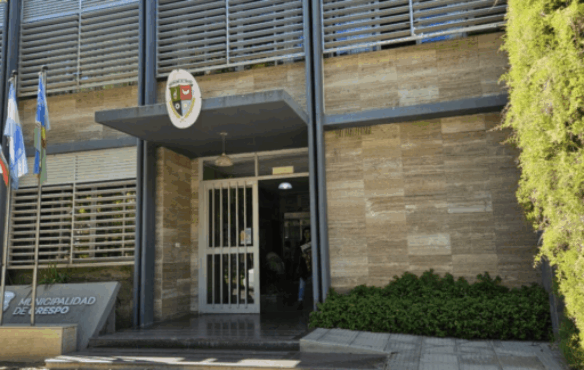 Denuncian “graves retrocesos laborales” en Crespo a partir de un nuevo proyecto de Estatuto para el personal municipal