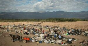La crisis de los residuos y el plan que divide a provincia y municipios mendocinos