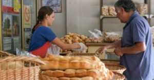 Ventas en panaderías de Rosario cayeron un 15%: «Compran lo justo y necesario»