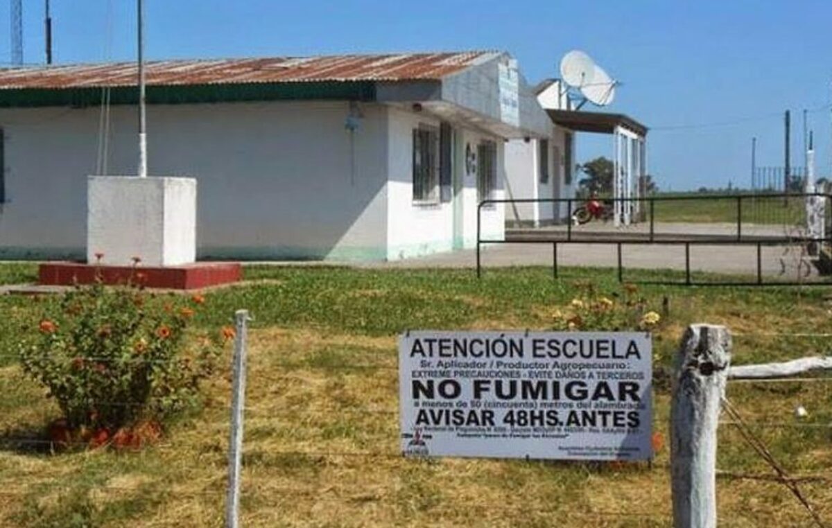 El agronegocio y sus consecuencias: peligran 300 escuelas rurales en Entre Ríos