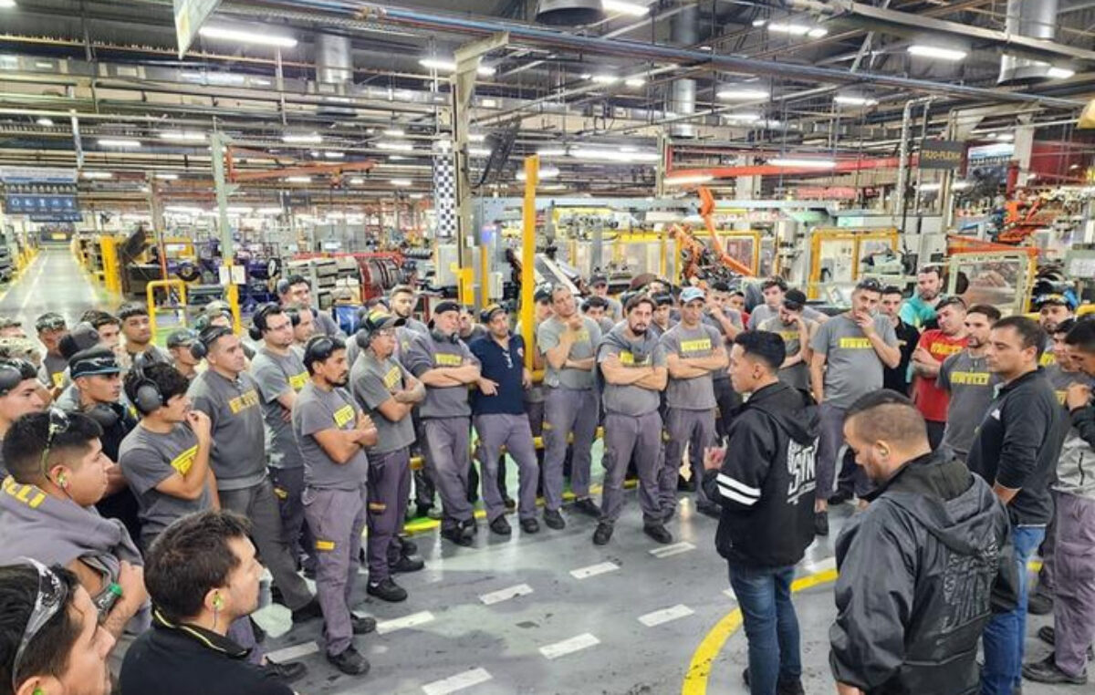 Merlo: La empresa Pirelli anunció que continúa la reducción de su planta y evalúan tercerizar sectores