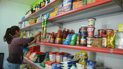 «Después del 20 no entra un peso»: el duro diagnóstico de los almaceneros de Rosario