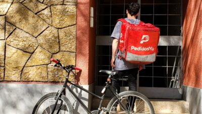 Radiografía del trabajo en apps de reparto en Santa Fe: jóvenes, estudiantes o desempleados con salarios mínimos