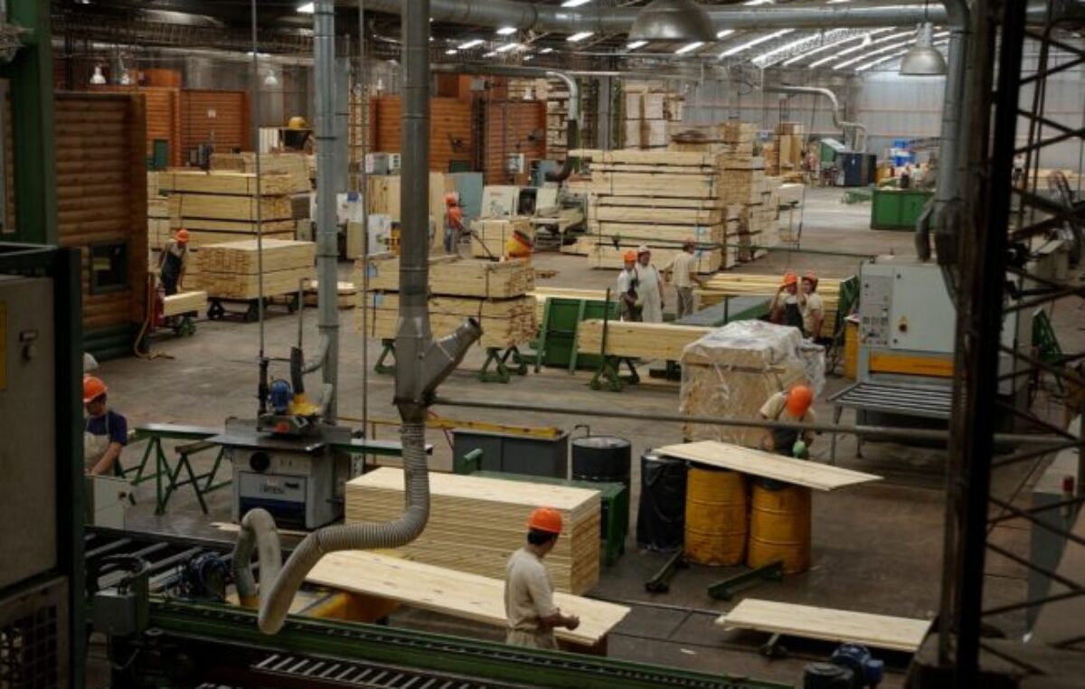 Crisis de la madera: FAIMA presentó al Gobierno Nacional cuatro medidas urgentes para reactivar la economía de las PyMEs