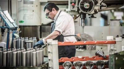 Juan José Sisca: «La industria santafesina perdió 15.000 empleos con Milei y cerraron 1.400 pymes»