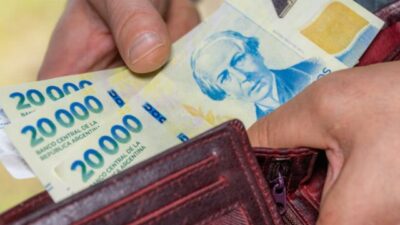 Qué es el «salario dinámico», un punto controvertido de la reforma laboral de Javier Milei