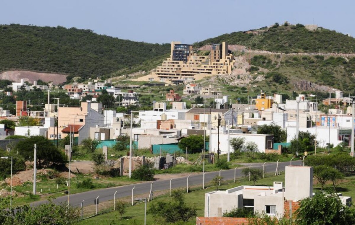 La Calera eliminó más de cien tasas municipales: el intendente desafió a Nación y a la Provincia