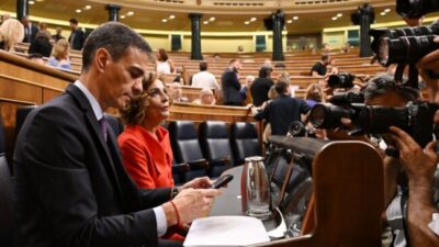 El líder independentista catalán Puigdemont retiró su apoyo a Pedro Sánchez