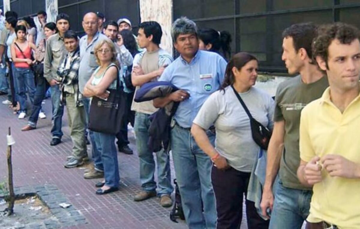 Un informe revela que se perdieron 205.000 empleos formales en lo que va de la gestión de Milei