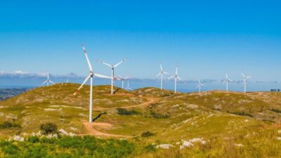 Por qué si todos viviéramos como en Uruguay se frenaría la «estafa piramidal» que estamos haciendo con los recursos del planeta