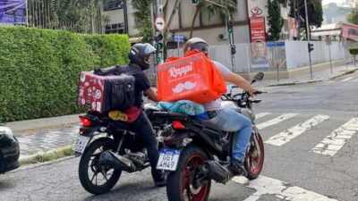 ¿Cuántos pedidos tiene que entregar un delivery para mantener una familia tipo?