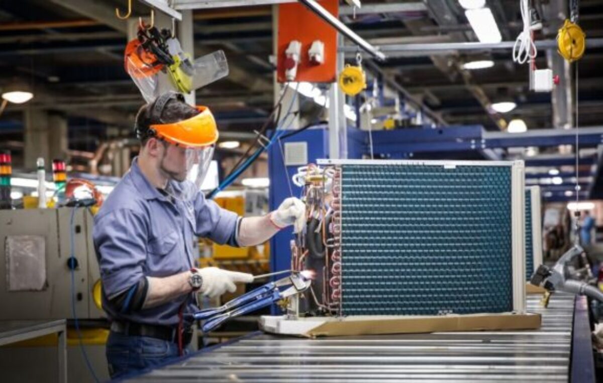 Ningún empresario espera contratar personal