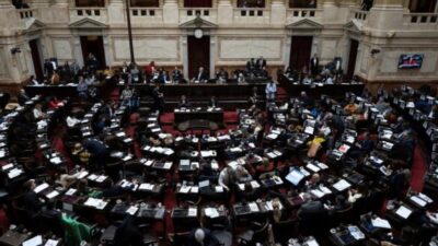 La reforma laboral desafía a las cúpulas sindicales pero también a las empresariales