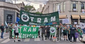 Municipales de UTRAM protestan en Santa Fe por reclamos salariales y denuncias de persecución laboral