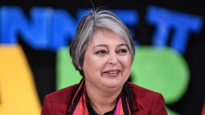 Jeannette Jara, la candidata que busca frenar a la derecha en Chile