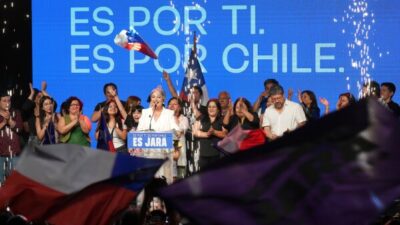 Elecciones en Chile: un triunfo de Jara que será cuesta arriba en el balotaje